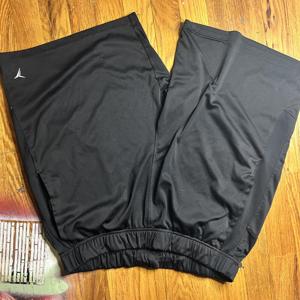 Old Navy Active Black Athletic Shorts - Ready for Action!